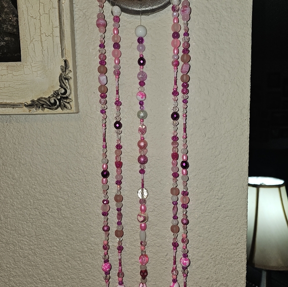Ouija Planchette Horseshoe crystal and gkass beaded suncatcher. Pinks! - Picture 8 of 16